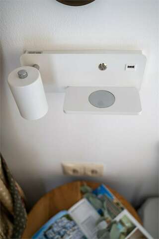 Гостиница Вилла Дежа Вю Адлер Четырехместный номер с балконом-9