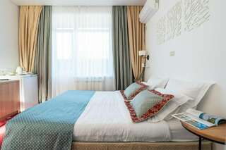 Гостиница Вилла Дежа Вю Адлер Четырехместный номер с балконом-2